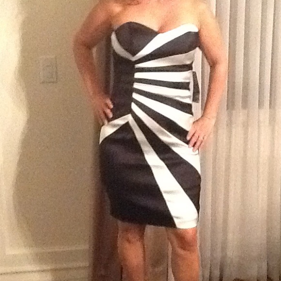 Black & white stapless Dress