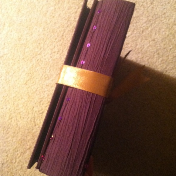 ❌SOLD IN BUNDLE❌ - Picture 4 of 4