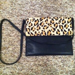 Mid sized cheetah clutch/handbag
