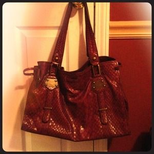 SOLD!! Jessica Simpson Purse!