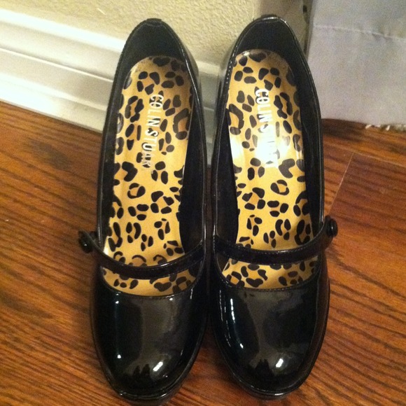 Sale!Colin Stuart from Victoria's Secret Baby Jane - Picture 2 of 3