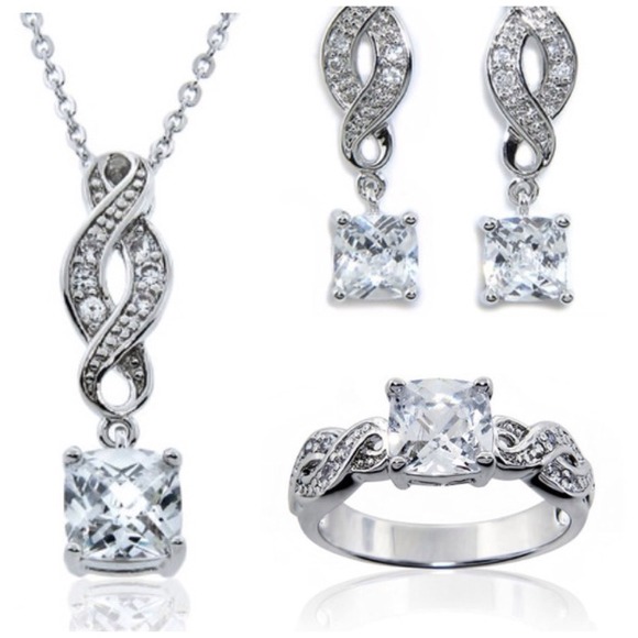 🎄3-Piece Set: Infinity Design Cubic Zirconia Set - Picture 3 of 3