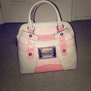 Cute Guess Purse