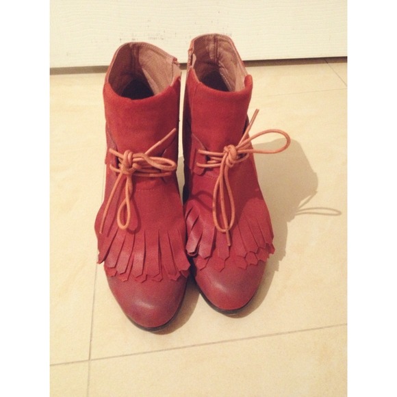 Jeffrey Campbell Boots - 🎉 Hosts pick!! Jeffery Campbell boot size 6.5