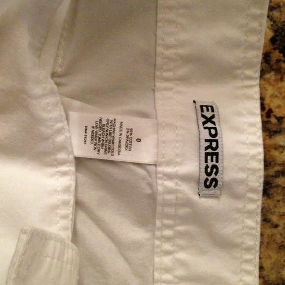 Express shorts - Picture 2 of 3