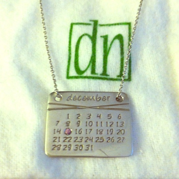 Calendar Necklace December 15th