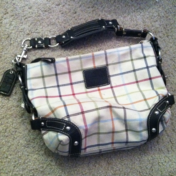 Handbag ✋✋RESERVED/HOLDING for @s3xyt12 ✋✋