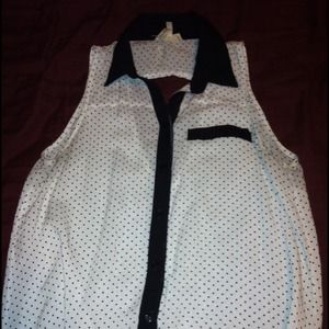 Sleeve less silk dressy top.