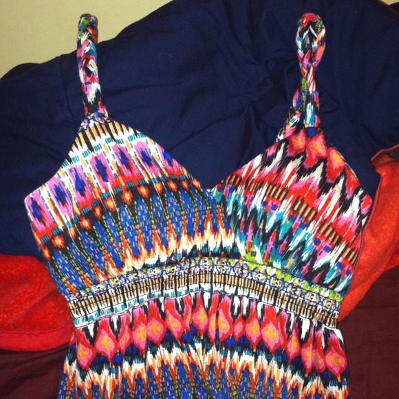 Pattern dress - Picture 2 of 2