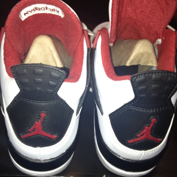 Jordan retro 4 SOLD!!! - Picture 3 of 4