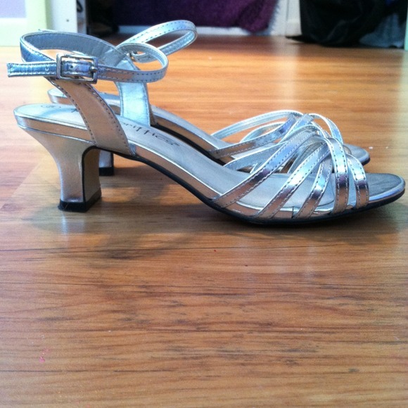 Silver Metallic Heels - Picture 2 of 2