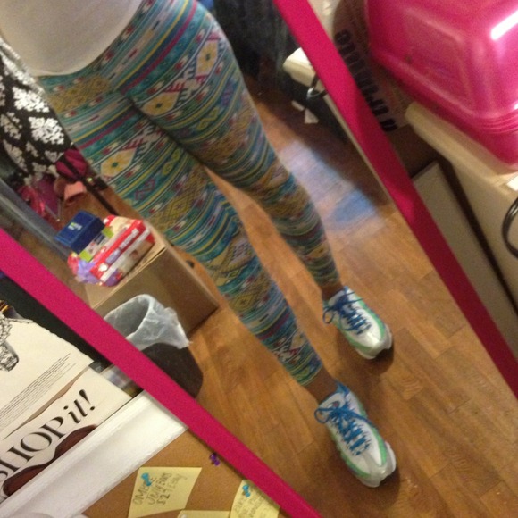Forever 21 Tribal Leggings