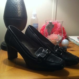 East 5th high heels size 7