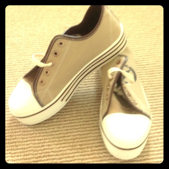 Comfort shoes