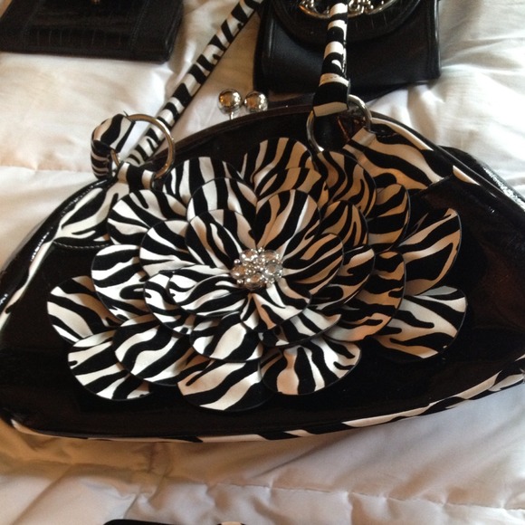 Zebra Flower Fashion Purse