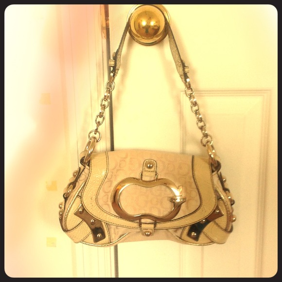 Guess Shoulder Bag