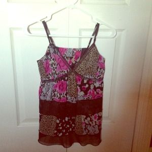 Cute!😊. Leopard and pink flower tank