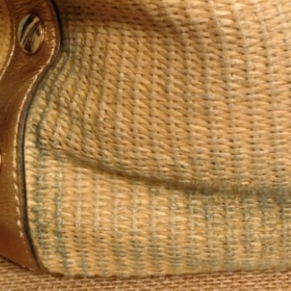 💥Reduced💥MK tweed and leather bag. - Picture 2 of 2