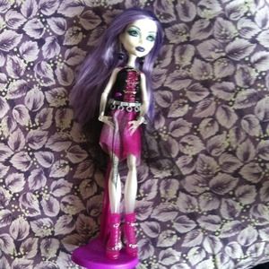 Monster high dolls for ziggy