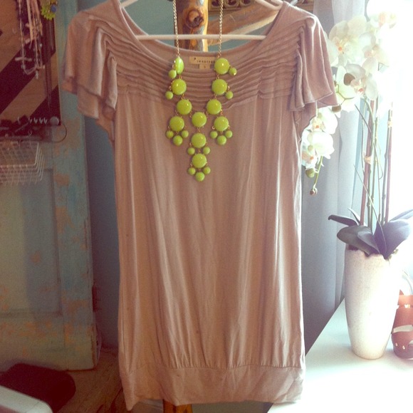 ****Sold*****Cute comfty forever 21 top