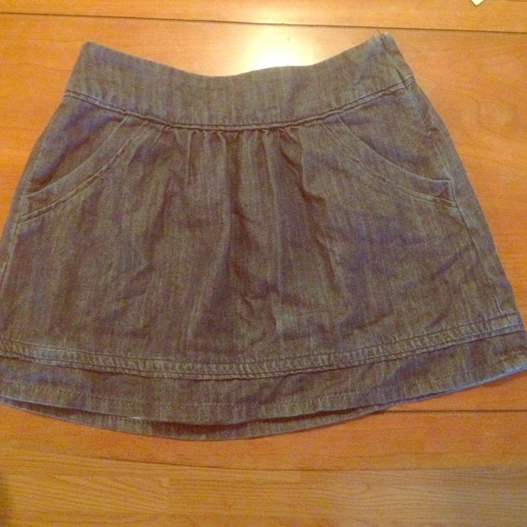 American Eagle denim shirt with pockets