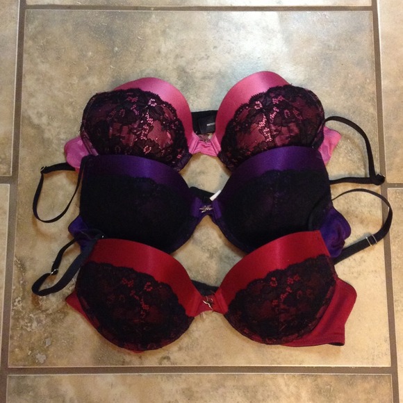 Fredericks of Hollywood Xtreme push-up bra bundle!