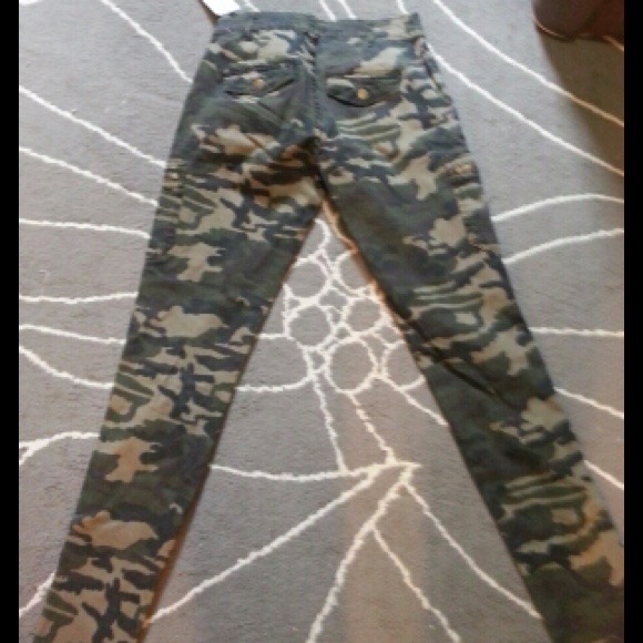 Sold - Picture 2 of 3