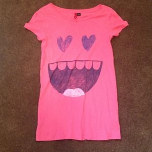 NWOT H&M Extra Long Smile Shirt