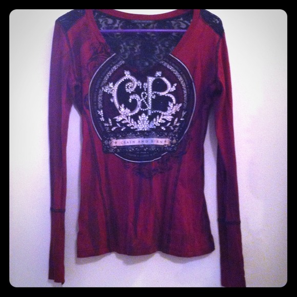 🚫Bundled Crash & Burn V neck S