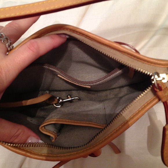 SOLD! - Picture 3 of 4