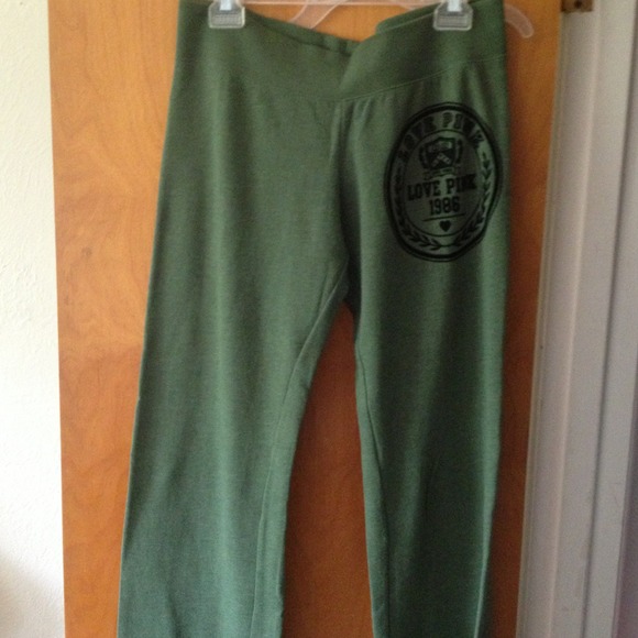 ✨✨✨SOLD✨✨✨ - Picture 2 of 3