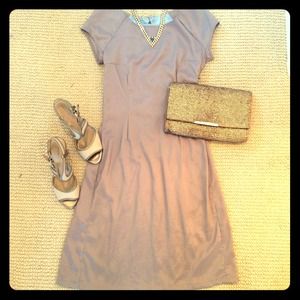 Beautiful vintage-inspired knee-length dress