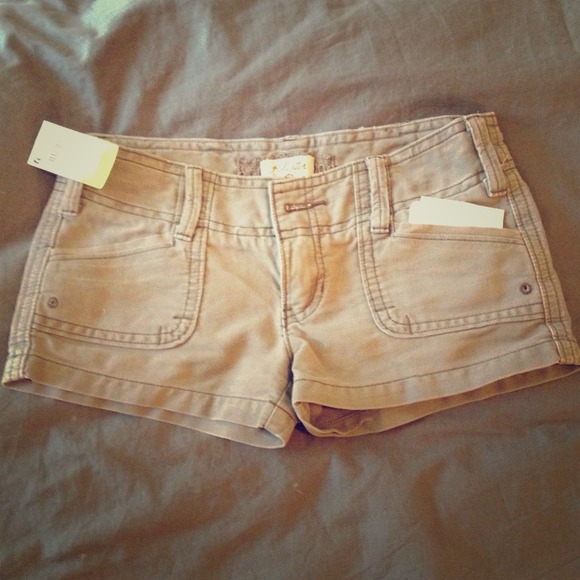 Hollister khaki/brown shorts