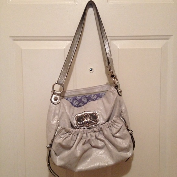 🚫Traded🚫w/ chamita36 Kathy Van Zeeland  bag!