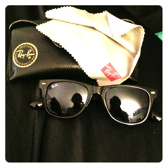 Classic Ray Ban wayferers
