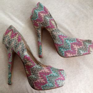 Zig and Zag in these heels