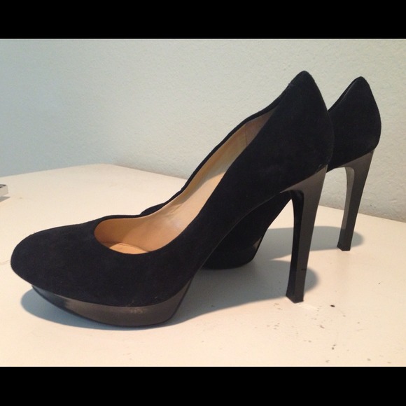 ✂Price cut! Gianni Bini black suede pumps size 7.5 - Picture 3 of 4