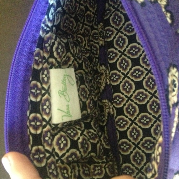 Vera Bradley purse! - Picture 3 of 4