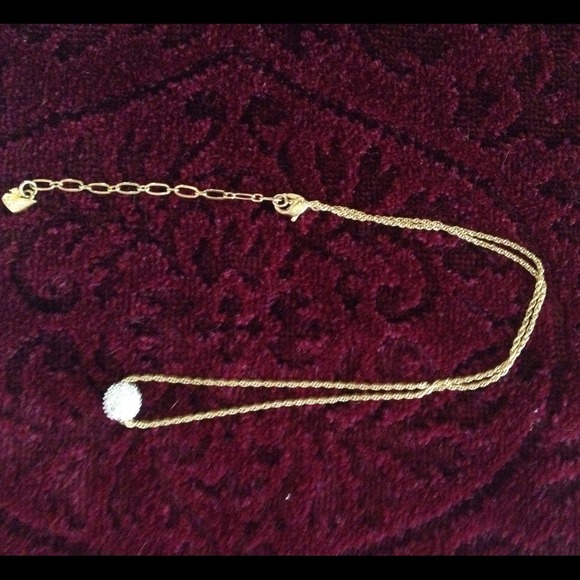 ***** Swarovski*****Gold necklace with silver ball