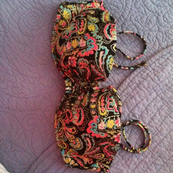 Tops - Vs swim top