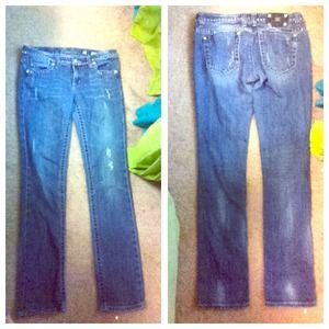 Reserved for @lvmydog 2 pairs of miss me jeans