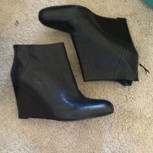 Stuart Weizmann black leather wedge booties