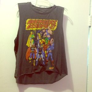 🚫Avengers tank!- RESERVED FOR @jaxmes