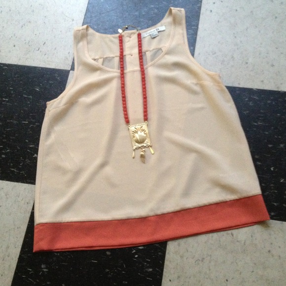 ❌❌SOLD❌❌ F21 Peach Top
