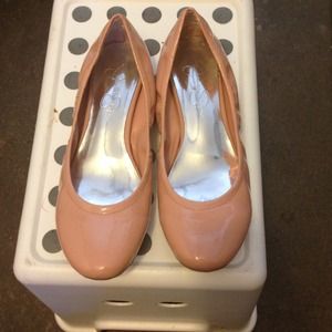 SOLD. Pink/blush patent flats