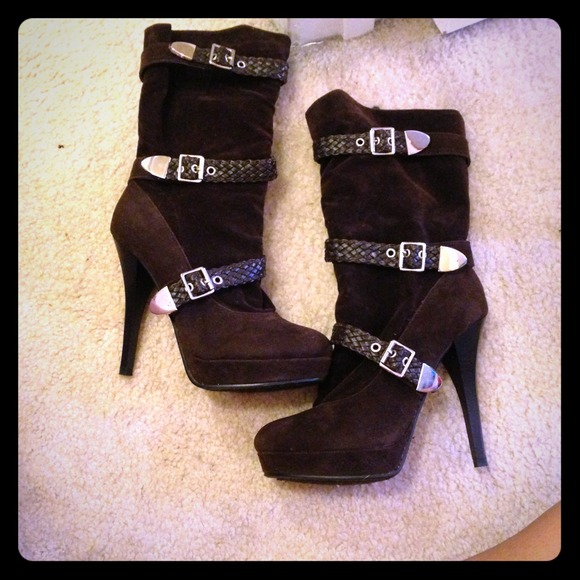 Dark Brown heel boots from Dots