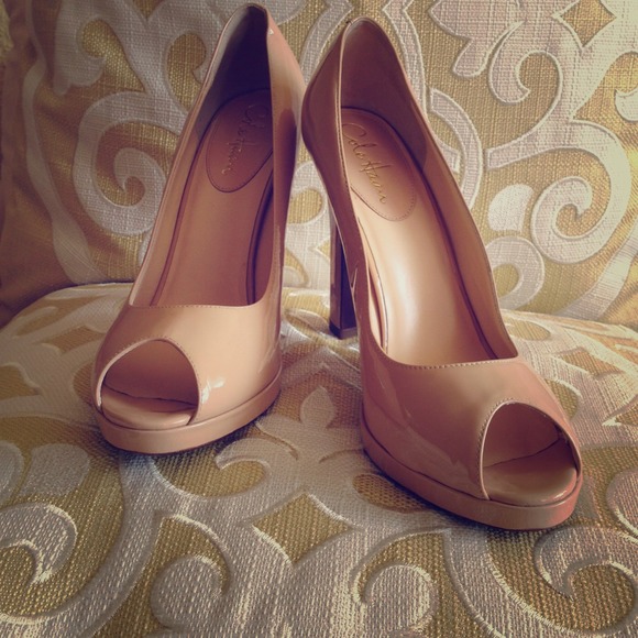 Brand New Cole Haan Nude Patent  Peep Toe Heels