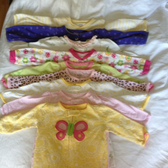 ❤Bundled❤6-9 month sleepers