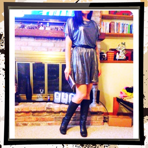 🌀SOLD🌀⚡Bundled⚡TRUE FREEDOM gun metallic  dres - Picture 2 of 3