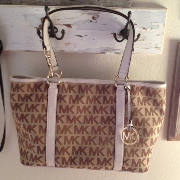 Brown/beige/cr MK tote..just reduced sooo enjoy;)